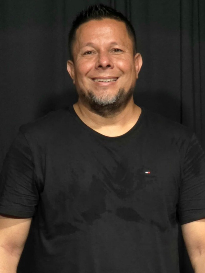Allan Mora C